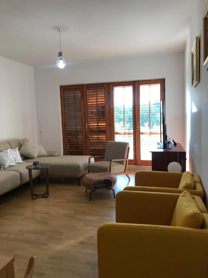 Six Bedroom Holiday Home Matea 普洛切 外观 照片